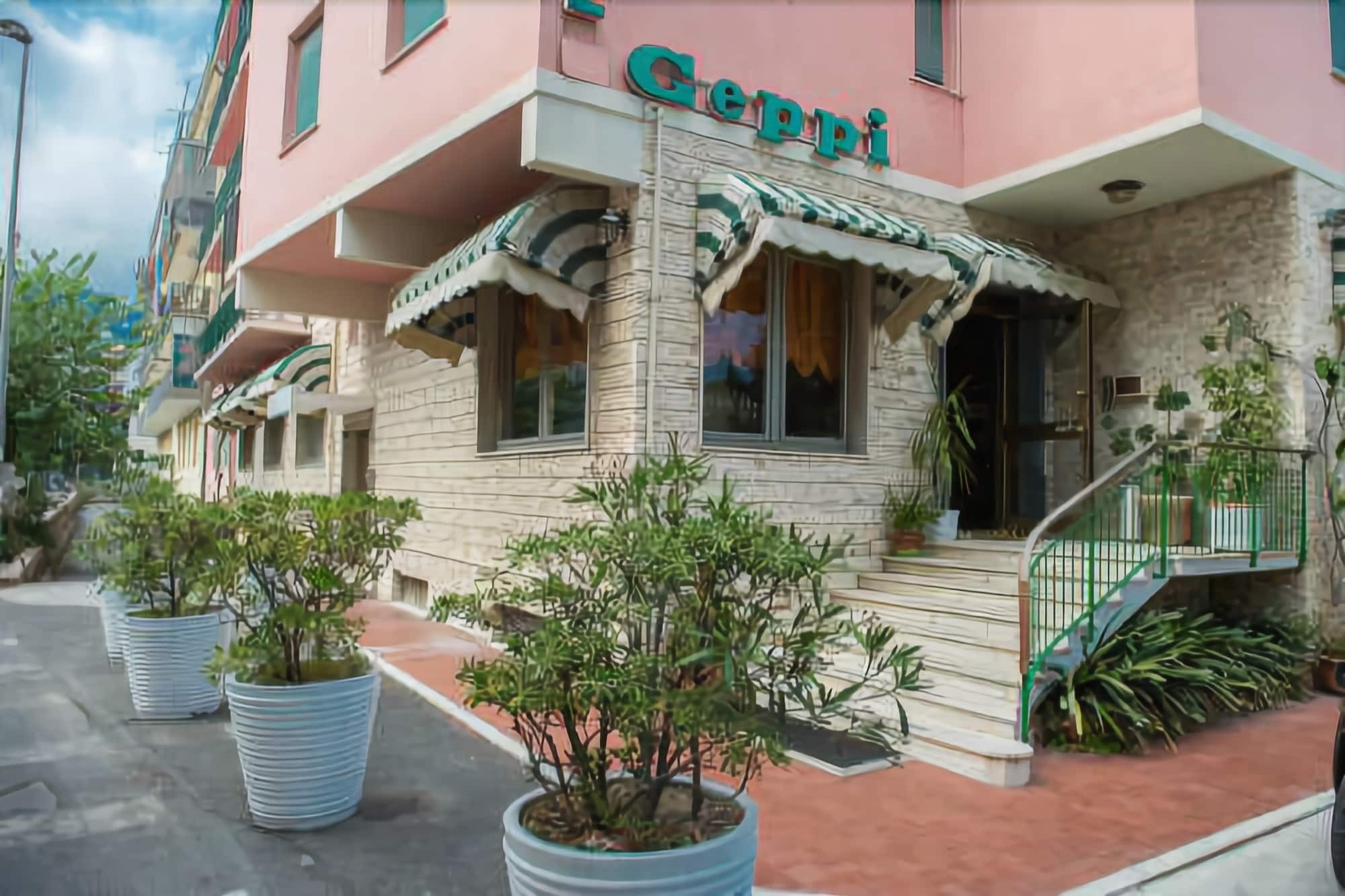 Hotel Geppi Pietra Ligure Exteriér fotografie